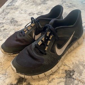 Nike Free Running Sneakers - black - size 11